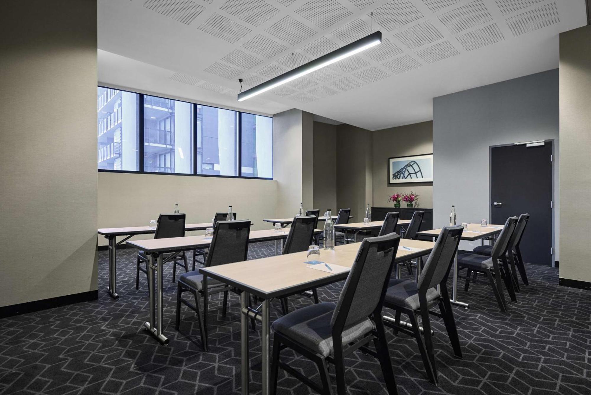 Vibe Hotel Melbourne Docklands — Photos 1